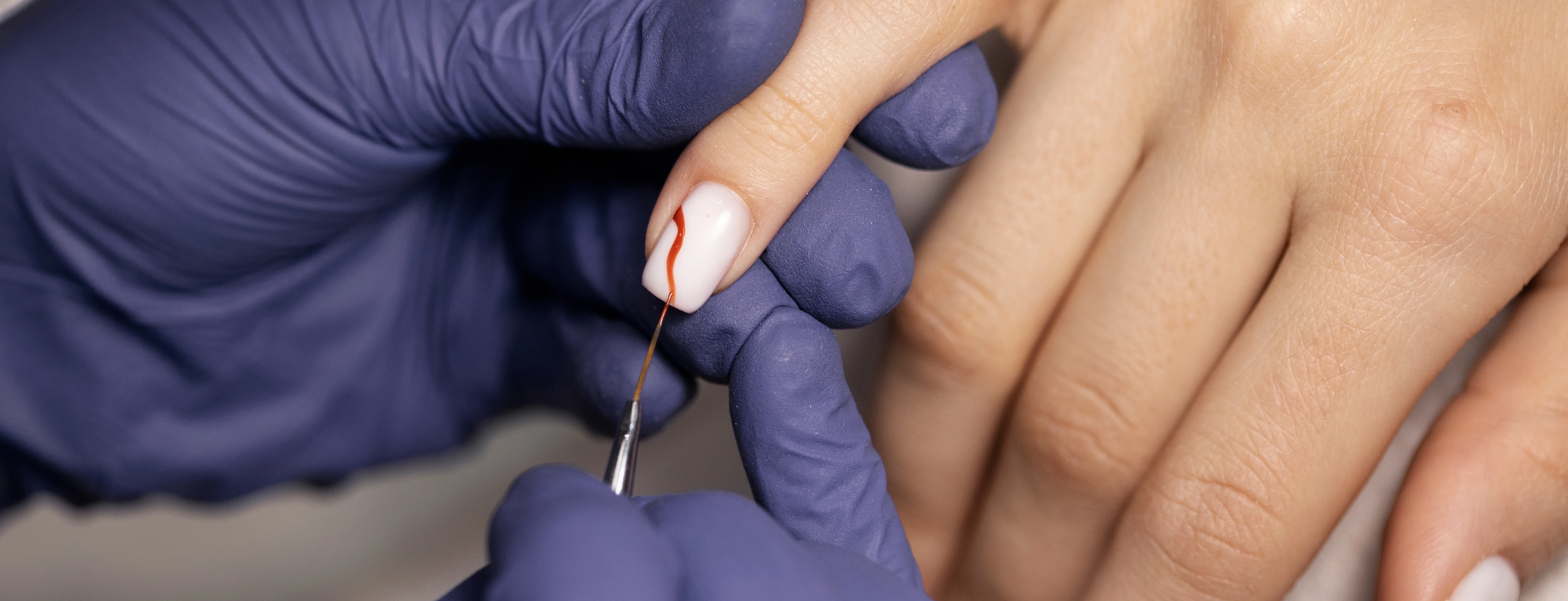 Kalıcı Oje Uzun Süreli Parlaklık ve Bakım